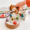 The Sneaky, Snacky Squirrel Colour Matching Game