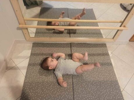 Mirror with Pull Up Bar (Montessori)