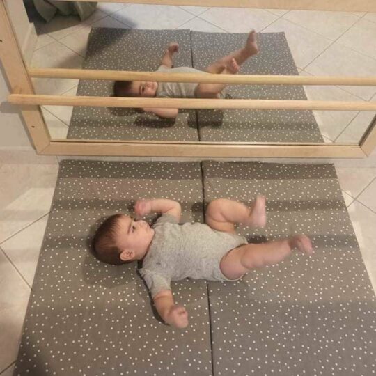 Mirror with Pull Up Bar (Montessori)